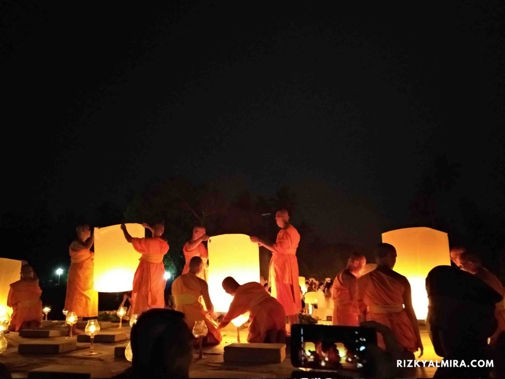 Perayaan Waisak di Borobudur. Dokumentasi pribadi Rizky Almira