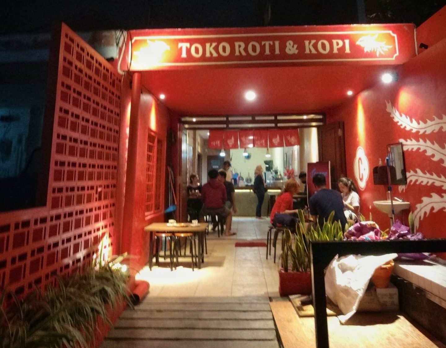 Toko Roti Cengli, Spesialis Roti Gandum di Malang
